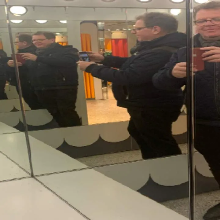 Arno From The Netherlands Photo On Jungo Live