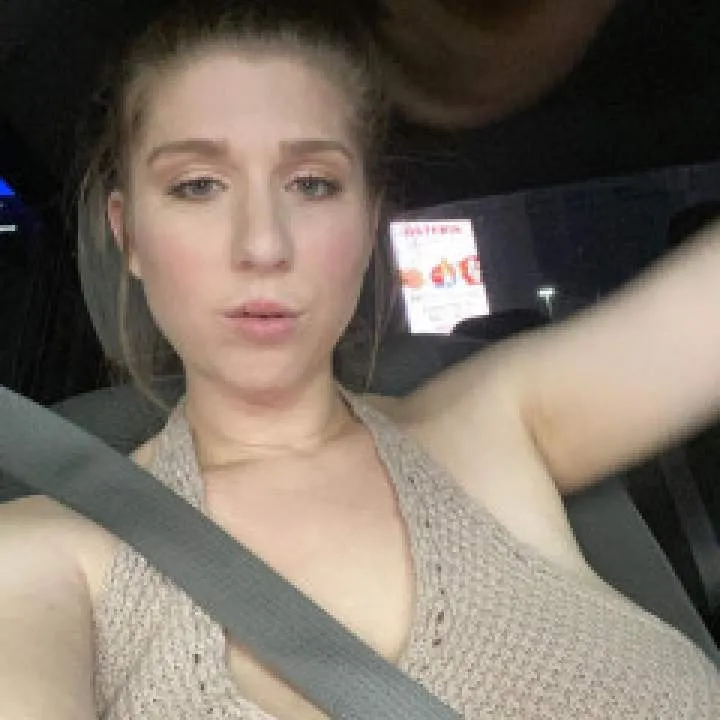 Llacey Dillion Photo On Jungo Live