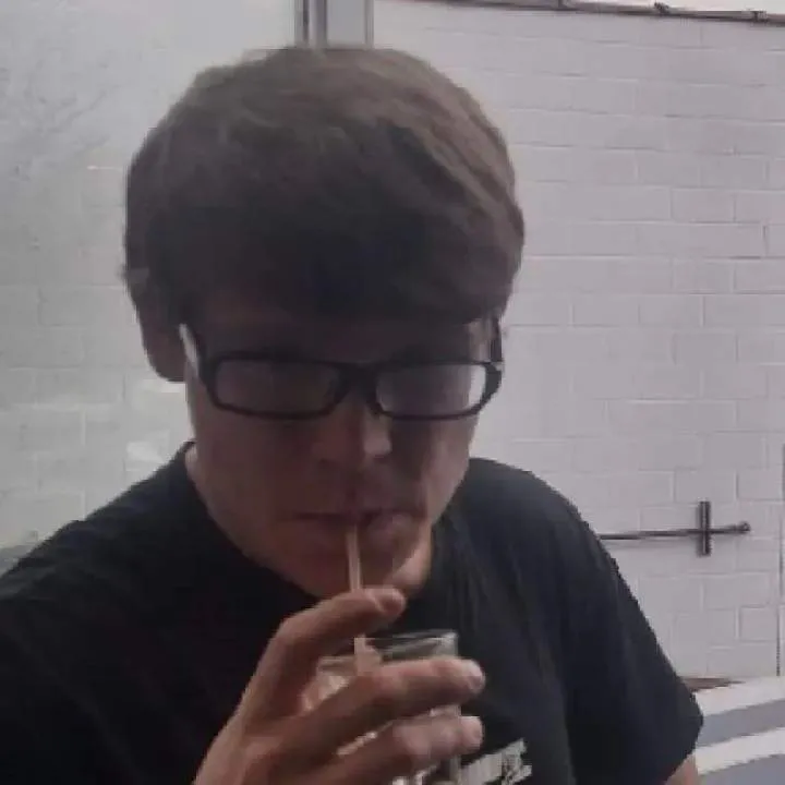 Steven Photo On Jungo Live