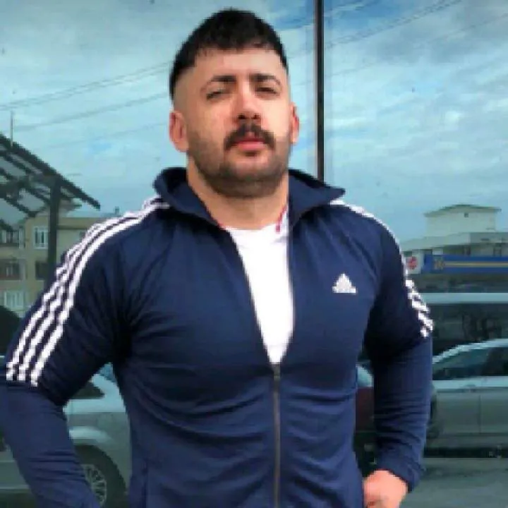 Hfgggugg Photo On Jungo Live