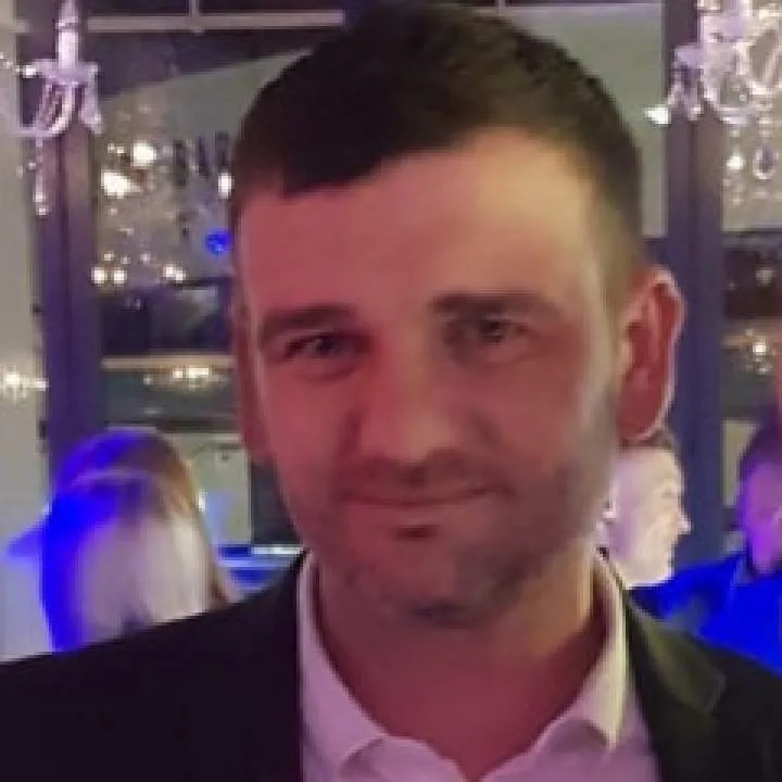 The Pleaser Photo On Jungo Live