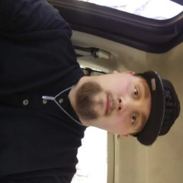 Aaron Photo On Jungo Live