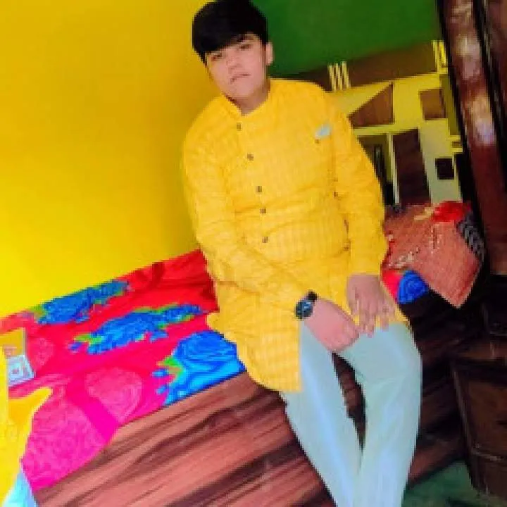 Aayush Photo On Jungo Live