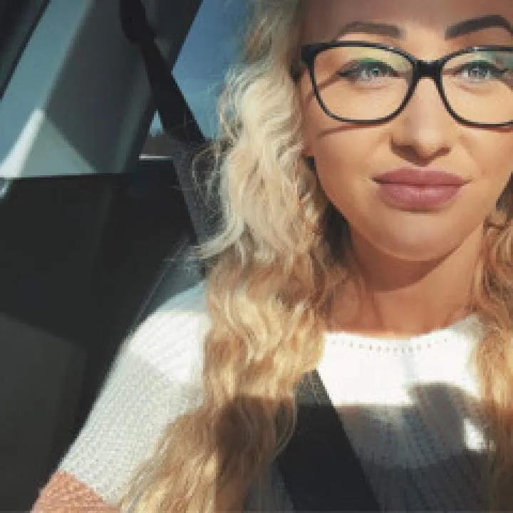 Katie Photo On Jungo Live