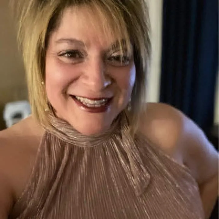 Taylor Photo On Jungo Live