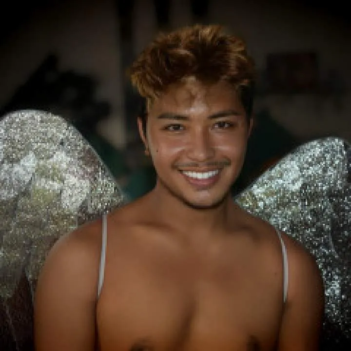 Lhoyd Photo On Jungo Live