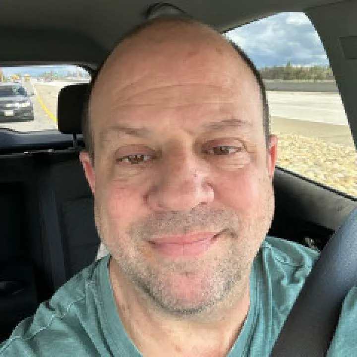 Elan Photo On Jungo Live