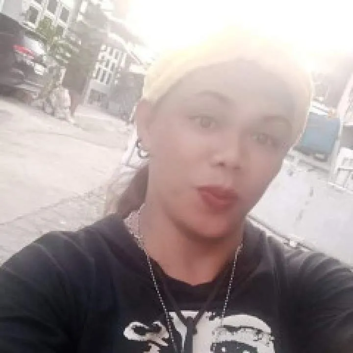 Yumi Photo On Jungo Live