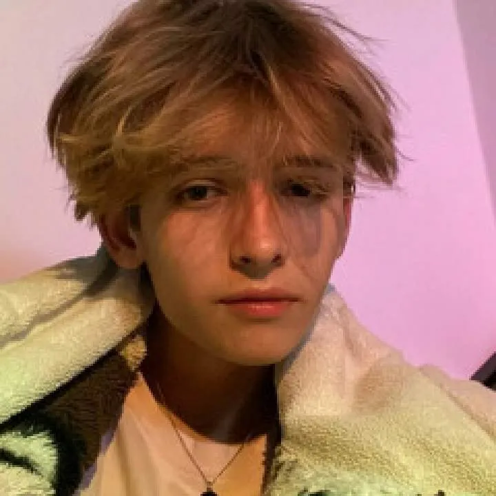 同 Photo On Jungo Live