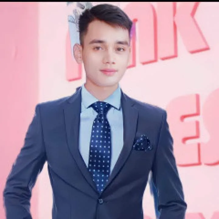 Hoàng Chưng Photo On Jungo Live