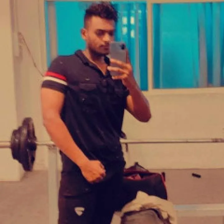 Apurv Photo On Jungo Live