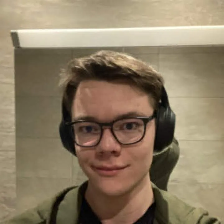 Rogal_horny Photo On Jungo Live