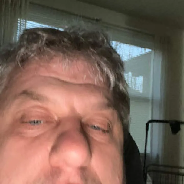 Ben Photo On Jungo Live