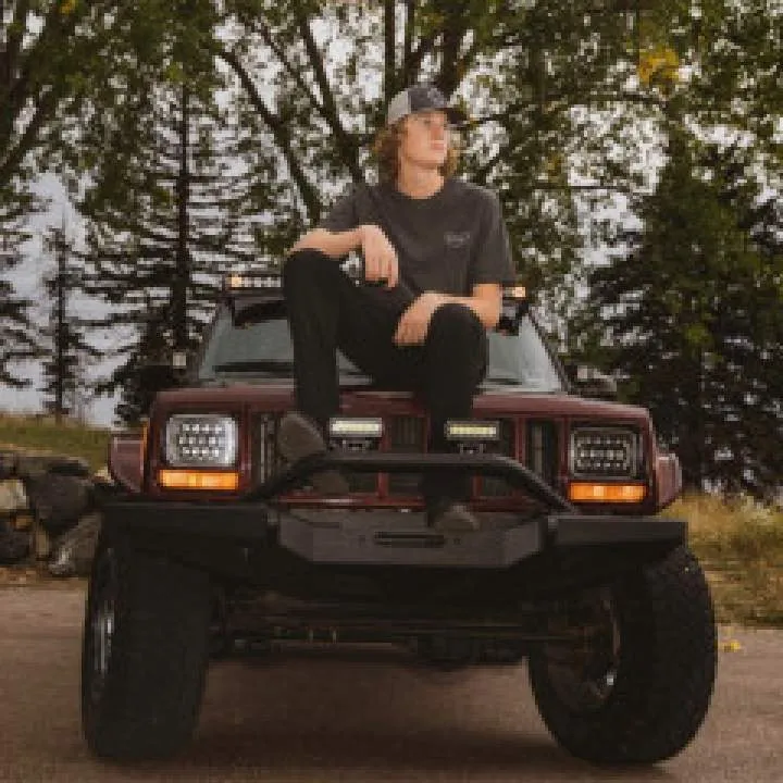 Isaac Photo On Jungo Live