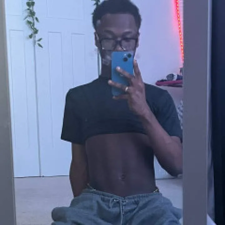 Cee Photo On Jungo Live