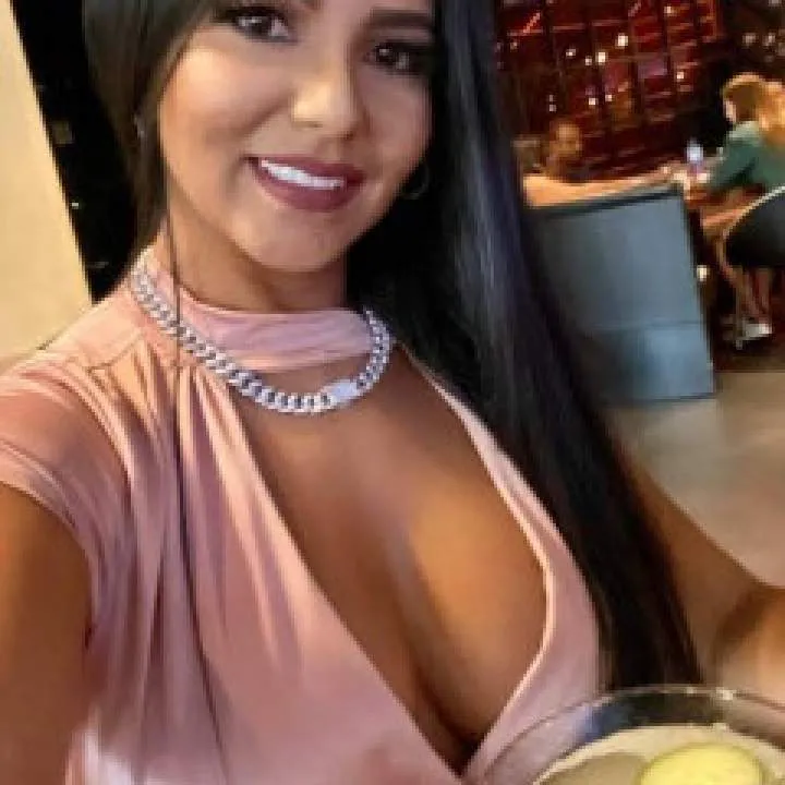 Chloe Emily Photo On Jungo Live