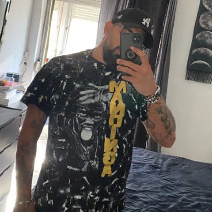 Fugy Photo On Jungo Live