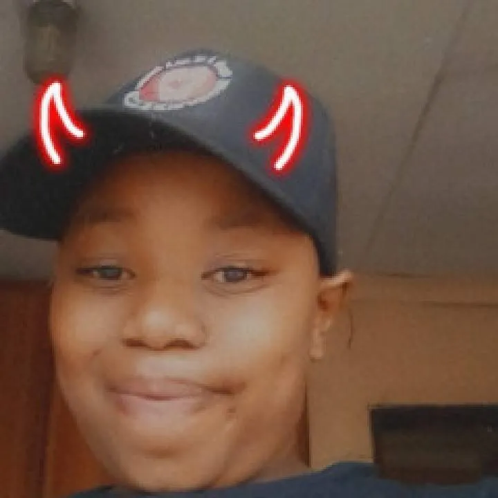 Sihle Smash Photo On Jungo Live