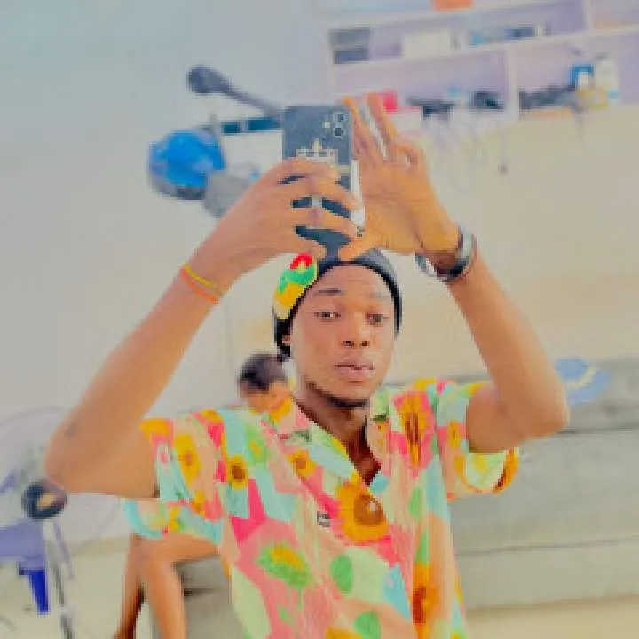 Mike Photo On Jungo Live