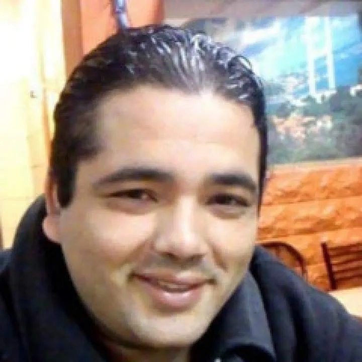 Adel Photo On Jungo Live