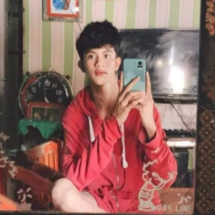 Cyrus Photo On Jungo Live