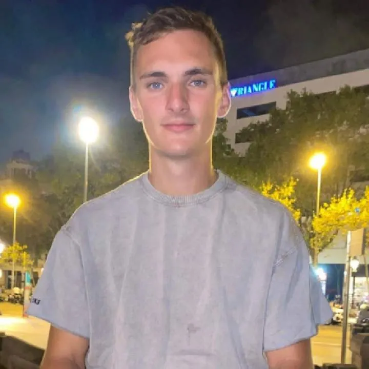 Dozza Photo On Jungo Live