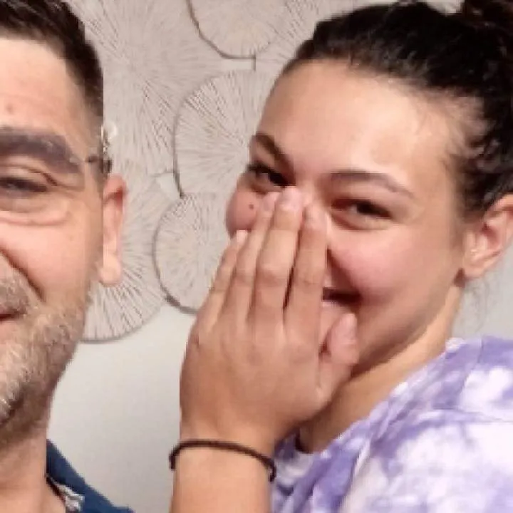 Florin Larisa Photo On Jungo Live