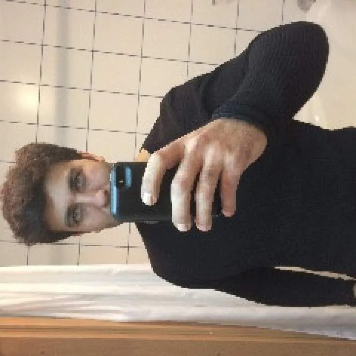 Yılmaz Photo On Jungo Live