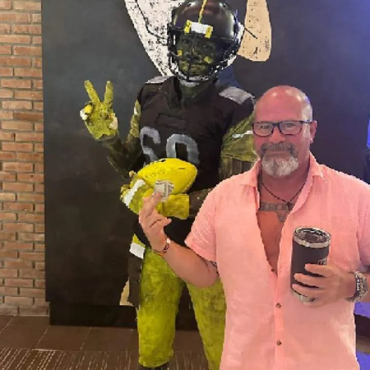 Captain45 Photo On Jungo Live