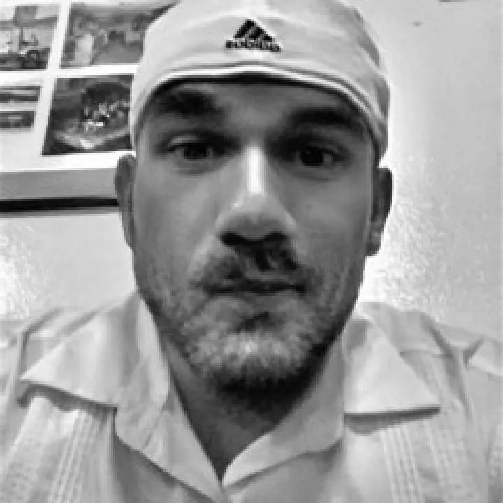 Dee Photo On Jungo Live