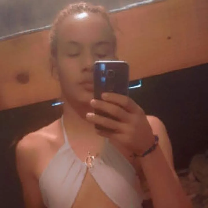 Yenklin Photo On Jungo Live