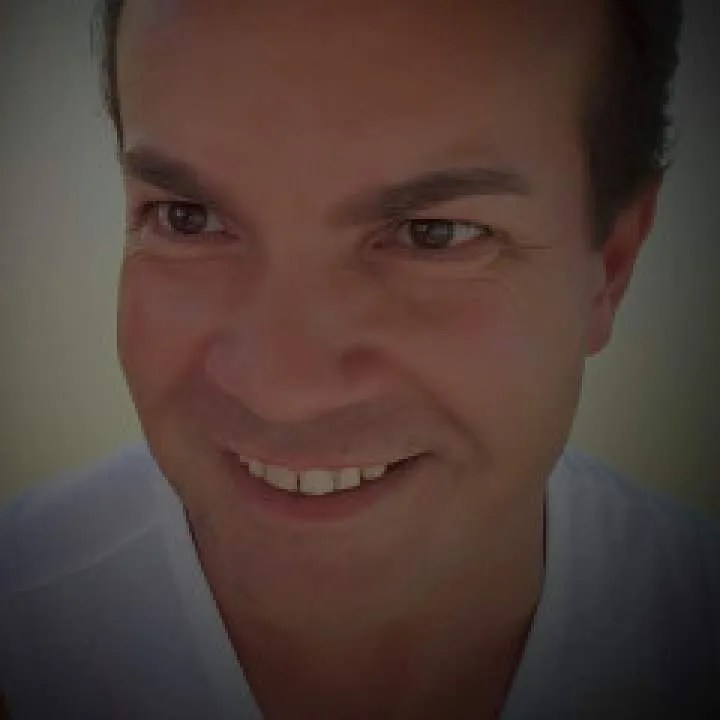 Robin Photo On Jungo Live