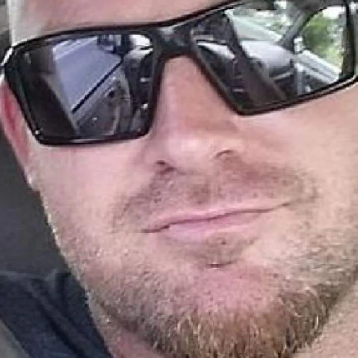 Caseygreen........ Photo On Jungo Live