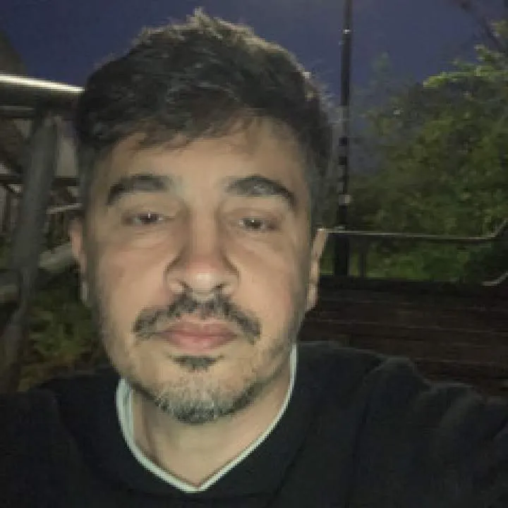 Neta Photo On Jungo Live