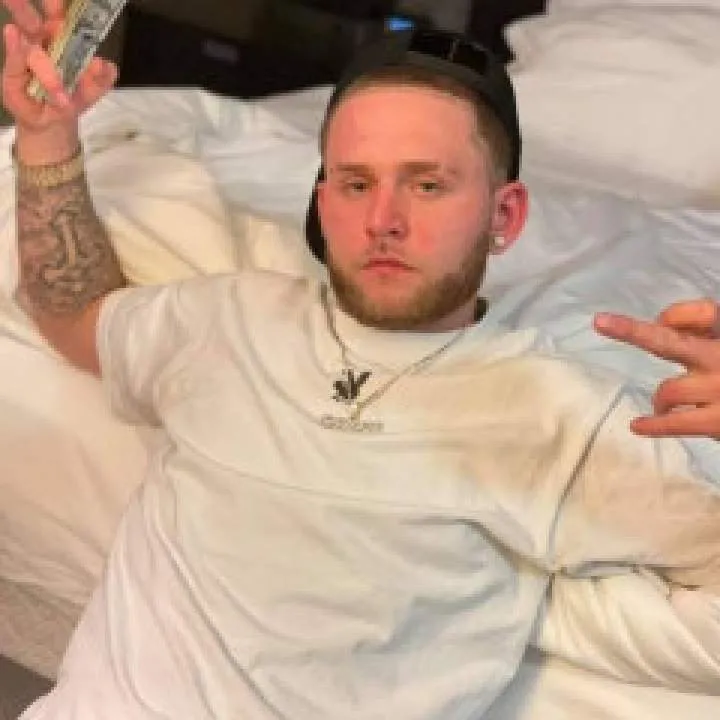 Savage Photo On Jungo Live