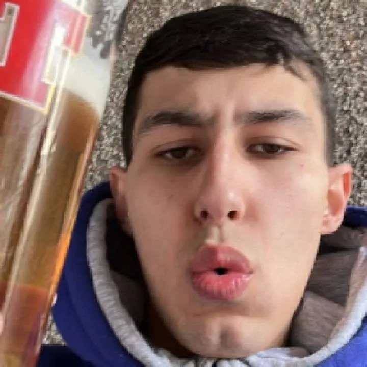 K.... Photo On Jungo Live