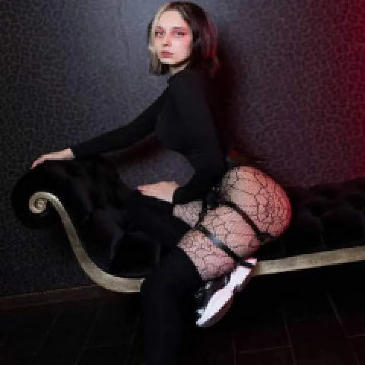 Mistress Charlotte Photo On Jungo Live