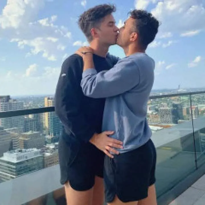 Sanam Say Photo On Jungo Live