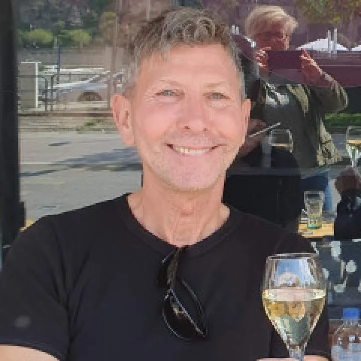 Paul Photo On Jungo Live