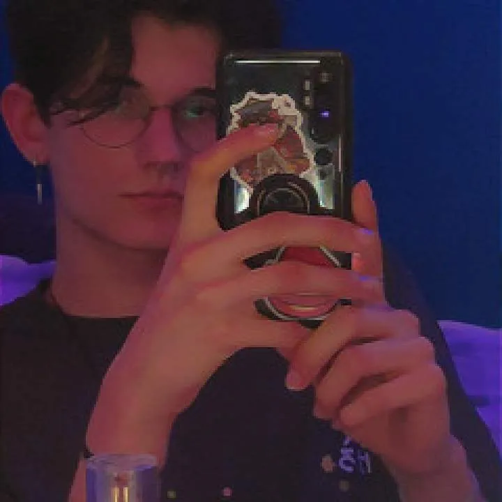 Lu Photo On Jungo Live