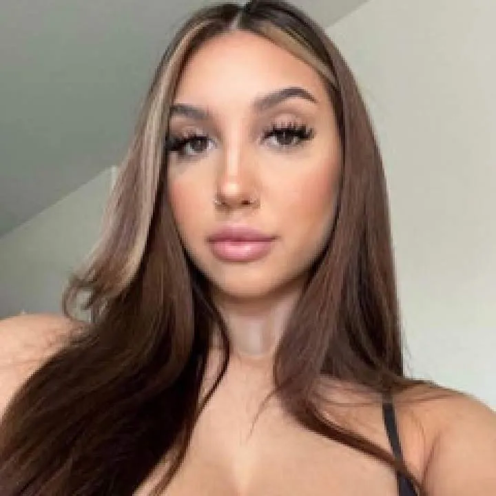 Jennie Photo On Jungo Live