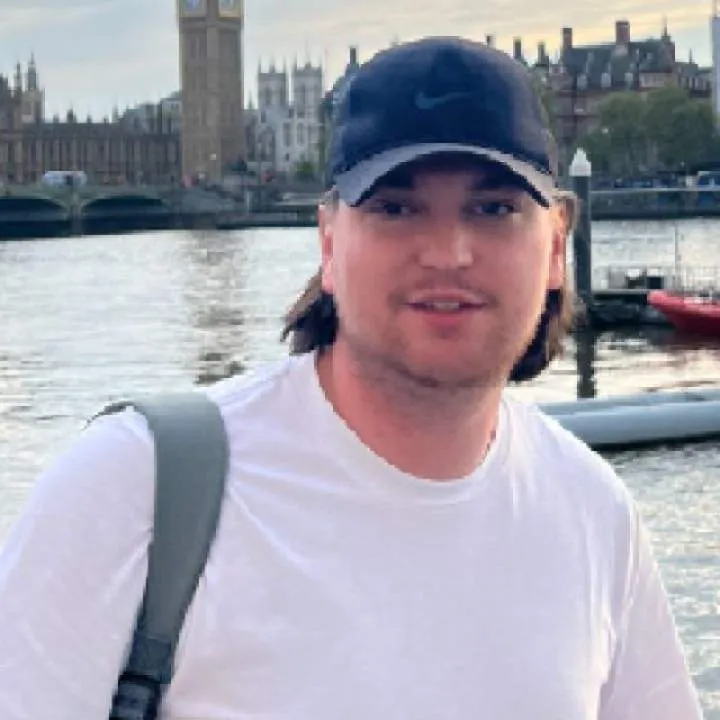 Younghog........ Photo On Jungo Live