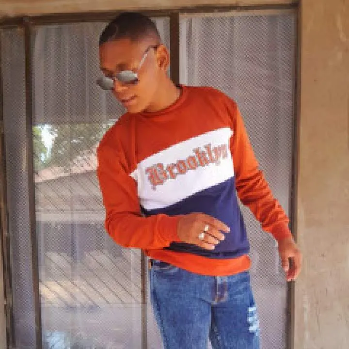 Lee Photo On Jungo Live