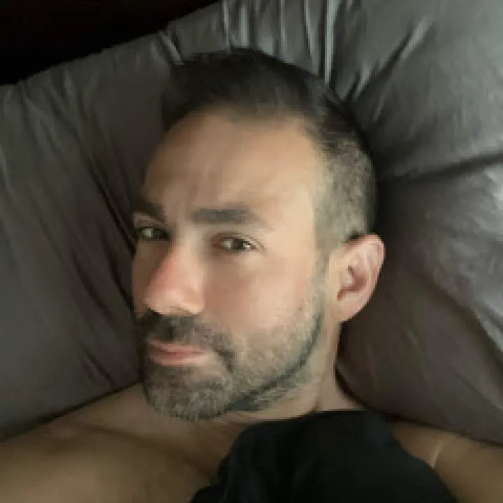 Givenchy........ Photo On Jungo Live