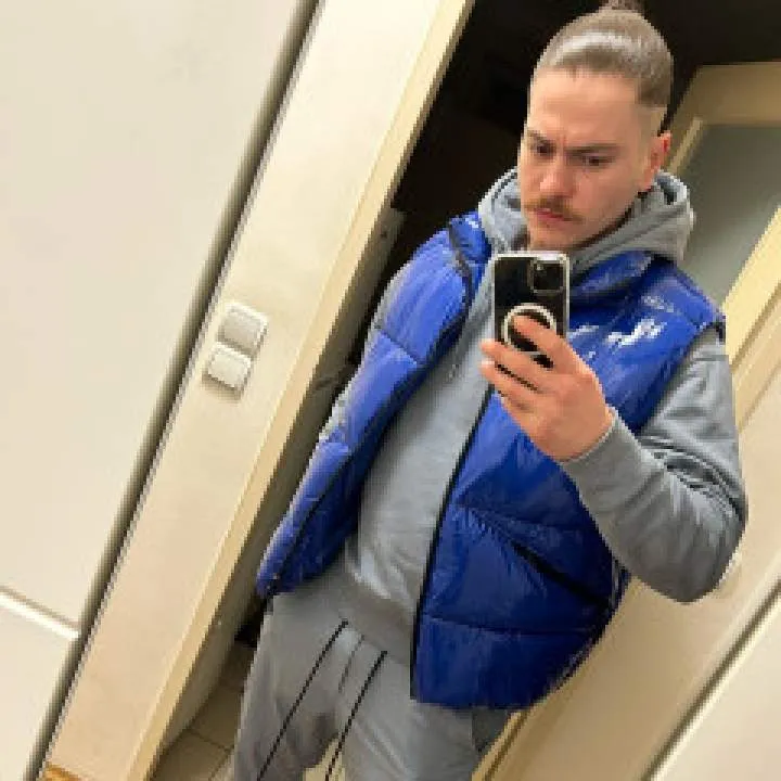 Zeks Photo On Jungo Live