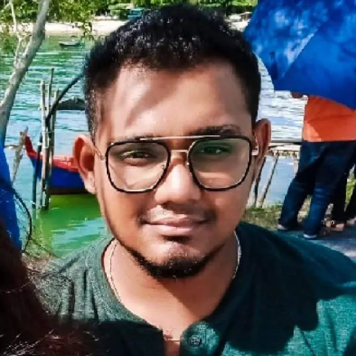 Renner01 Photo On Jungo Live