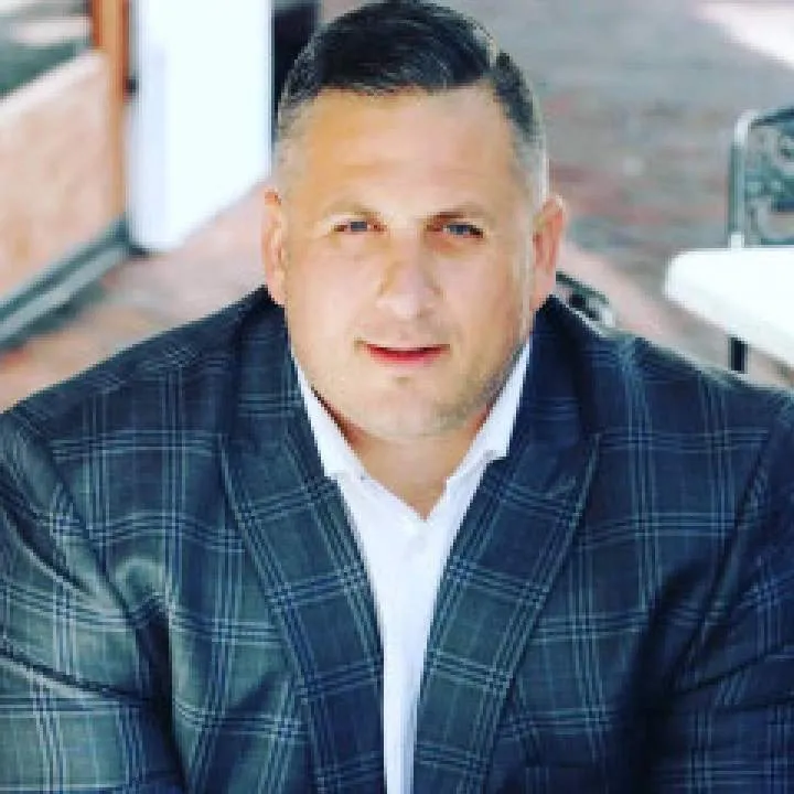 Anderson Miller Photo On Jungo Live