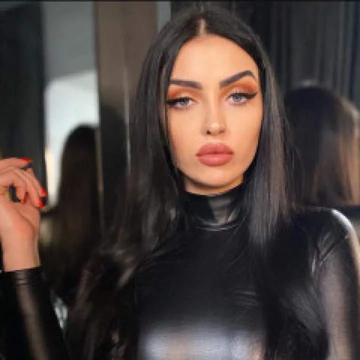 Mistress Alex Photo On Jungo Live