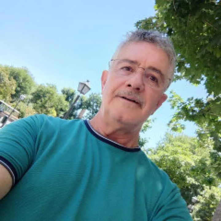 Guss Photo On Jungo Live