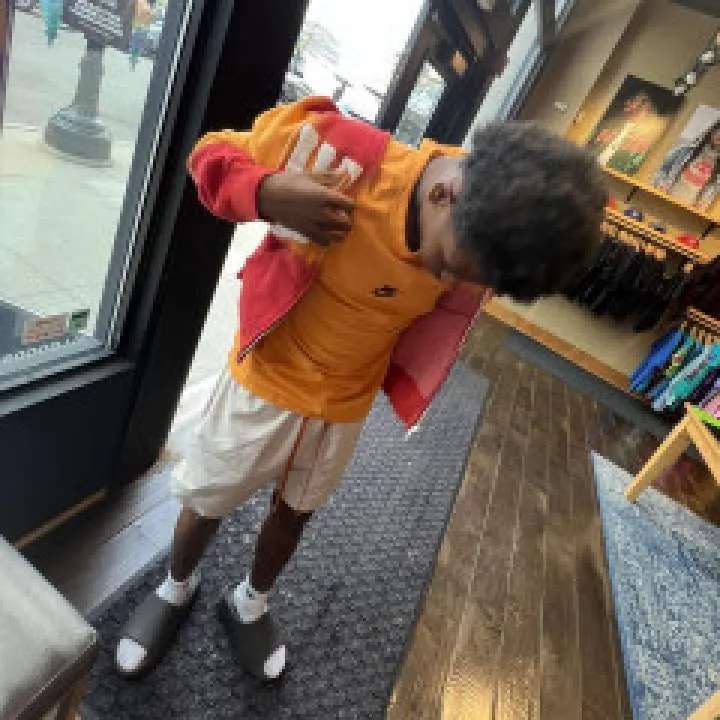 Chris Photo On Jungo Live